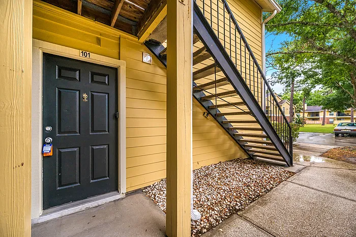 8630 Mallard Reserve Dr #101 — Photo 22
