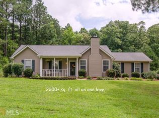 293 Winchester Dr, Sharpsburg, GA 30277