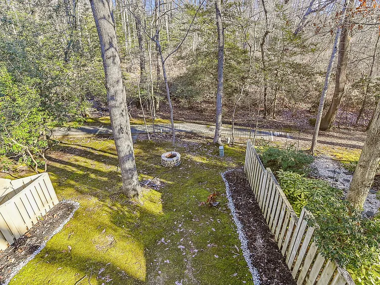 578 Foxpaw Trl — Photo 11