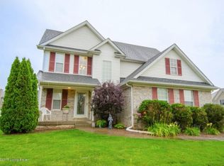 7029 Black Walnut Cir, Louisville, KY 40229