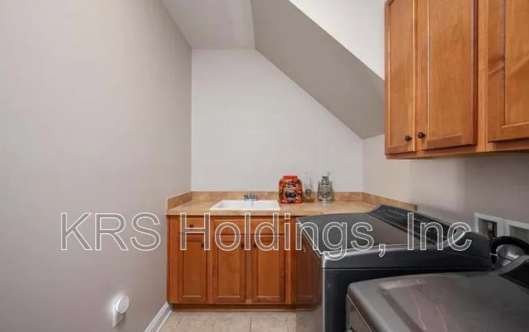 159 Sanford Ferry Ct — Photo 13