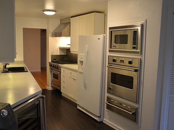 5th image of 1320 100th Ave NE