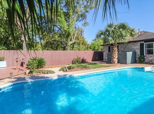 1054 Balboa St, Biloxi, MS 39530