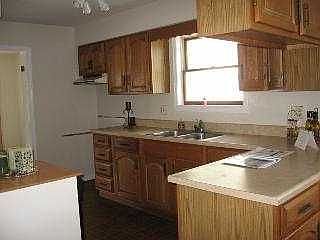 2nd image of 1160 Shelly Ave
