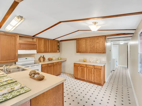 467 Red Coon Run #467 & 551, Pittsboro, NC 27312