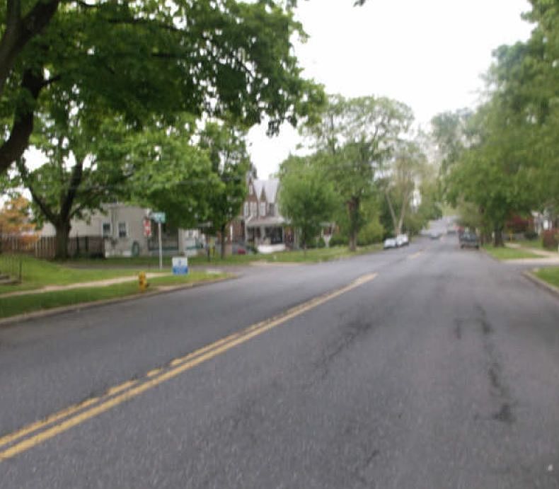 2nd image of 788 E Washington Ave