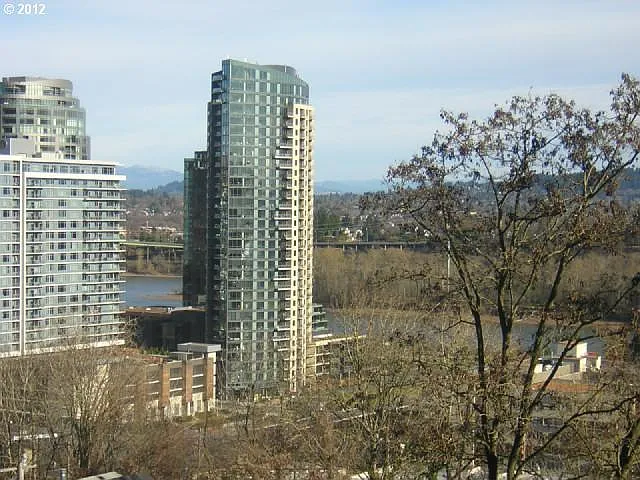 4140 SW Corbett Ave — Photo 3