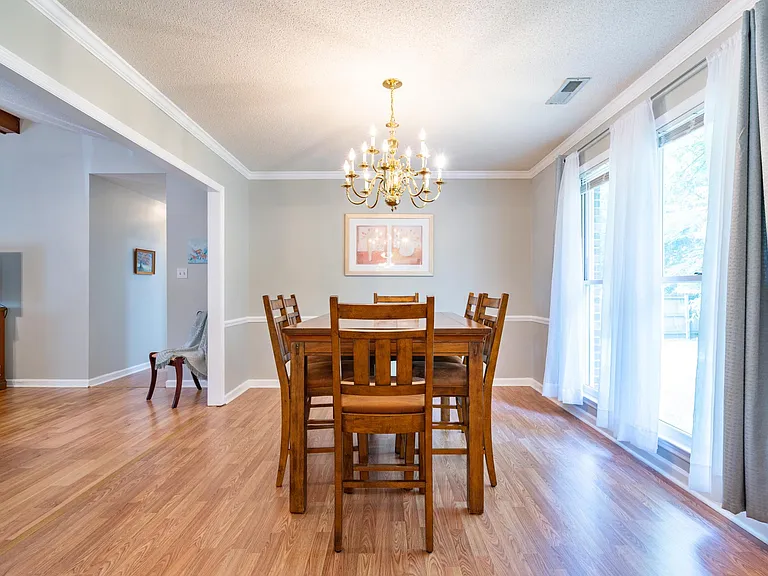 2703 Carrington Dr SW — Photo 22