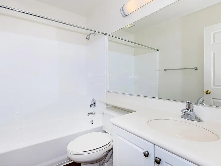 246 Lincoln St #C — Photo 19