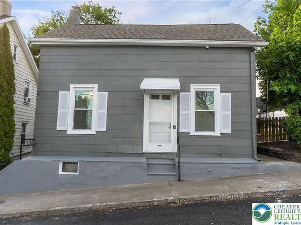 137 W 17th St, Northampton, PA 18067