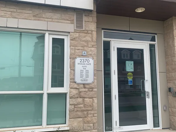 2370 Khalsa Gate #305, Oakville, ON L6M 1P5