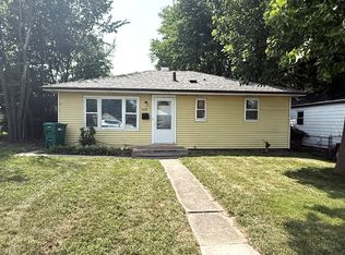 1023 Geyer Ave, Mishawaka, IN 46544