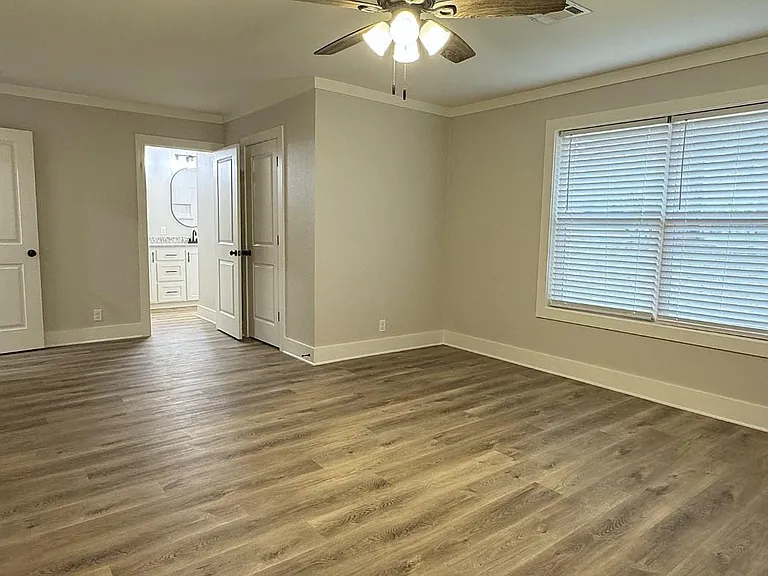 200 Wall Williams Rd — Photo 22