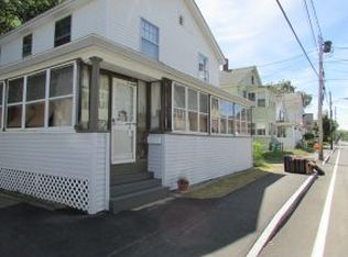 36 Pine St, Rochester, NH 03867