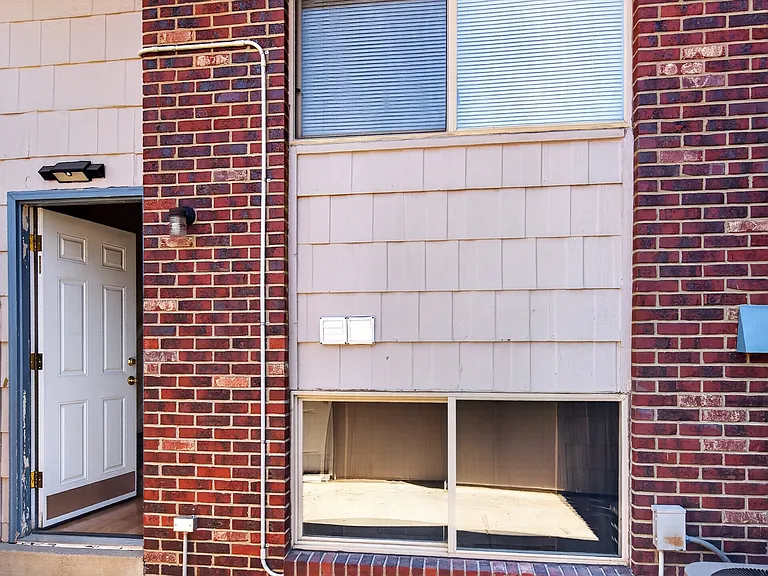 1434 Hover St #2 — Photo 33
