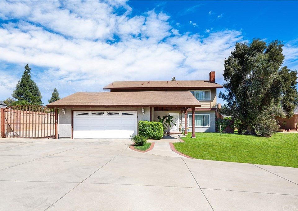 1st image of 2225 S Miramonte Pl