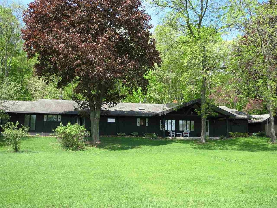 Sprawling Country Ranch