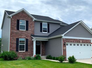 516 High Grove Dr, Minooka, IL 60447