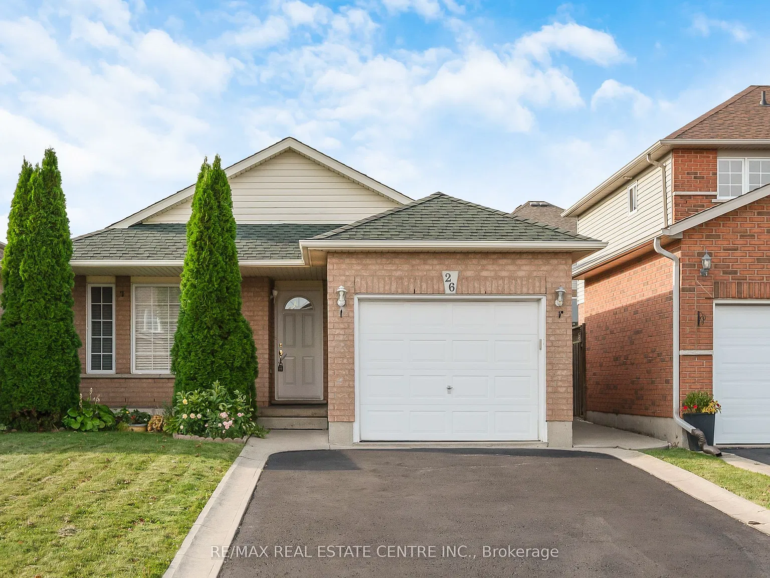 3 bed, $2,300 — Photo 1