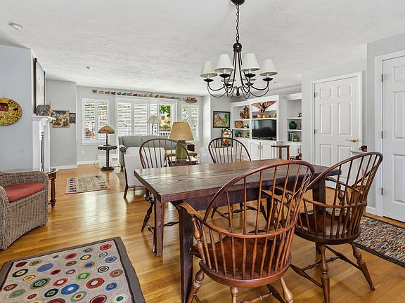 5th image of 174 Queen Street UNIT 1C