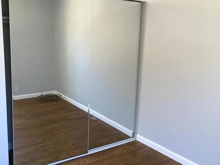 15205 Streamside Ct — Photo 32