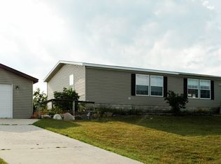 3041 220th Ave, Reed City, MI 49677