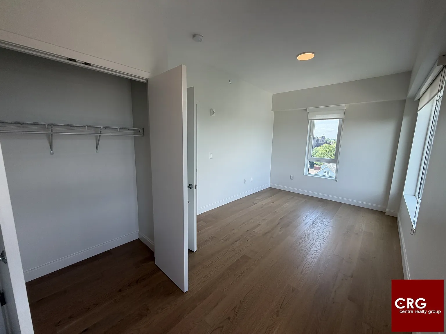 2 bed, 2.0 bath, 874 sqft, $4,900 — Photo 3