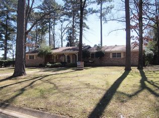 1705 S Lakewood St, Magnolia, AR 71753