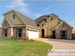 767 Hackberry Dr, Bossier City, LA 71111