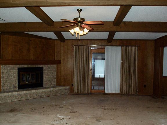 2nd image of 848 Trim Ave