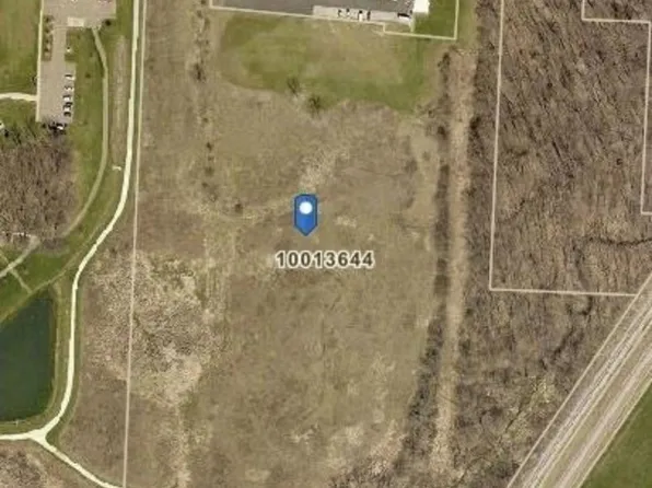 Schneider St NE, Canton, OH 44721