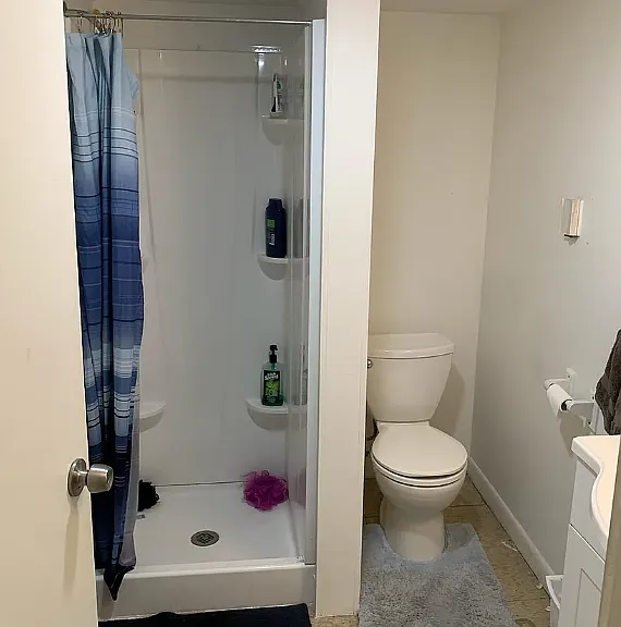106 Pondview Dr — Photo 3