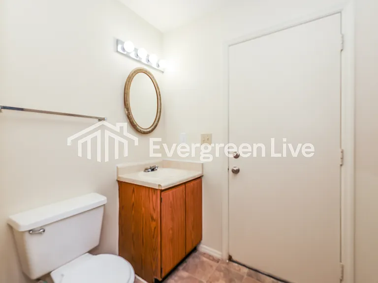 9727 Nettleton Park — Photo 12