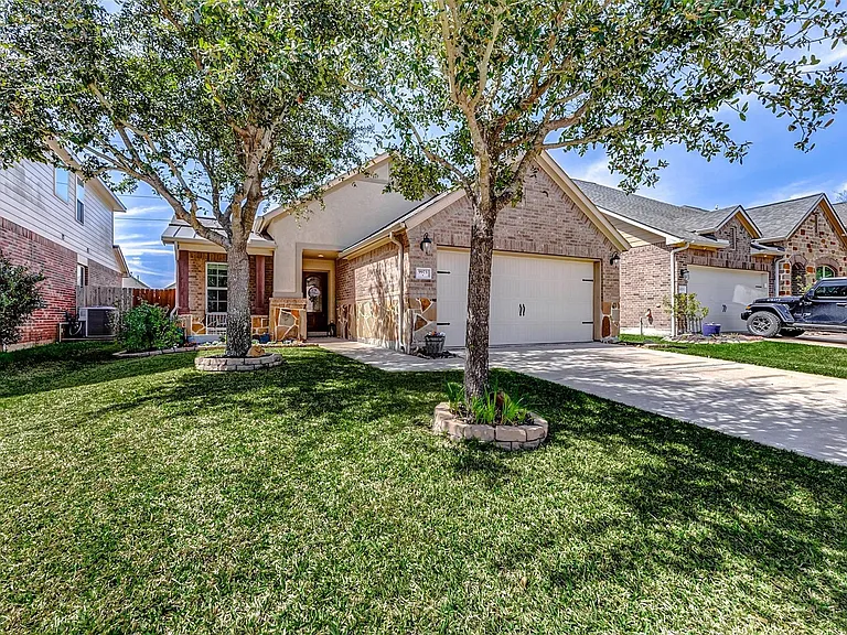 9973 Spring Rock Ln — Photo 2