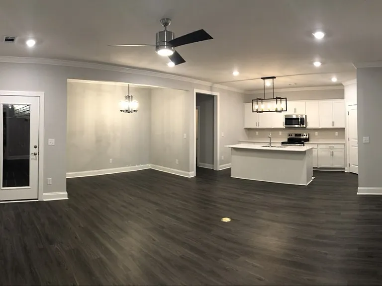 572 Grey Oak Cir — Photo 4
