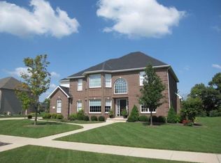 533 Stoneway Dr, Morton, IL 61550