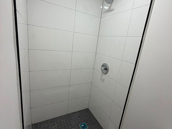 5th image of 1041 NW 30th St #2