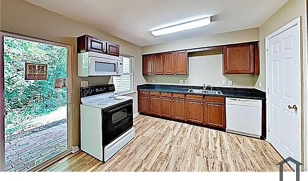 9149 Spyglass Pl #A — Photo 4