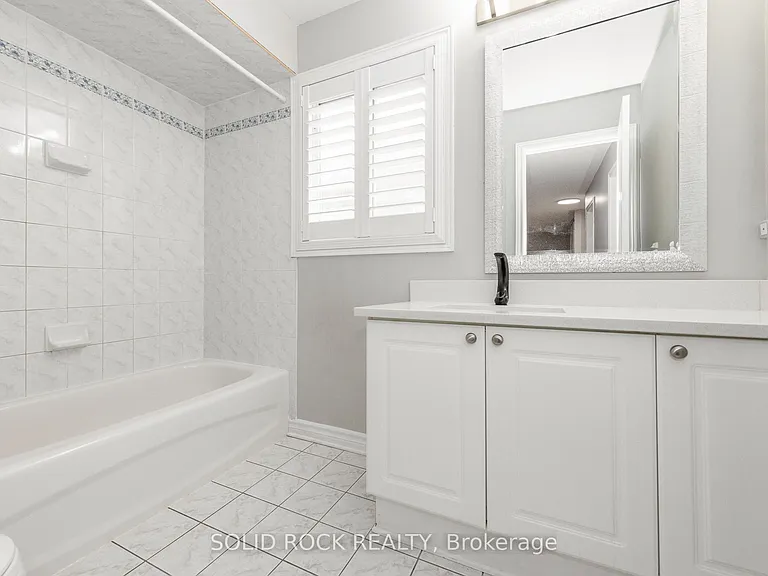 55 Gleeson Way W — Photo 39