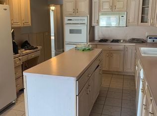 128 Grove St, Bloomfield, NJ 07003