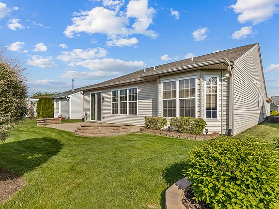 3rd image of 12183 Wildflower Ln