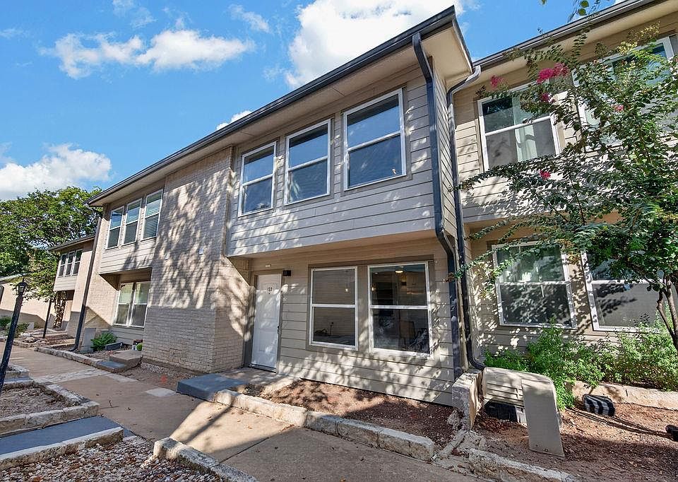 1st image of 2124 Burton Dr APT 133