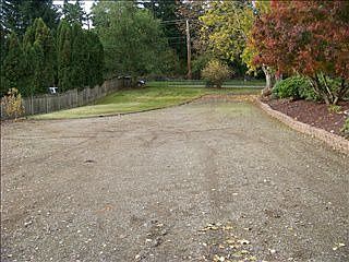 3rd image of 13915 122nd Ave E