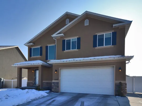 1449 W Belmont Dr, Farmington, UT 84025