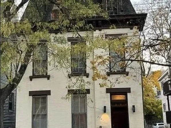 2541 Hackberry St, Cincinnati, OH 45206