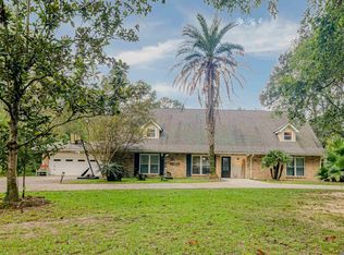 11334 Sandra Dr, Walker, LA 70785