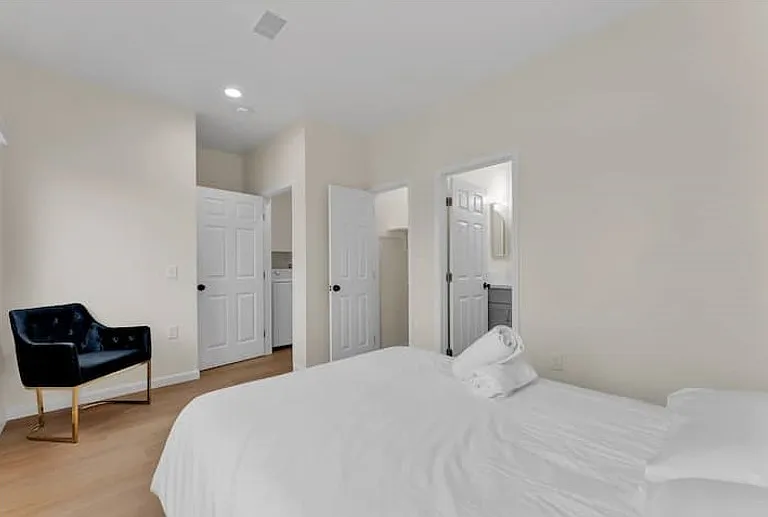 8869 Jade Coast Dr — Photo 34