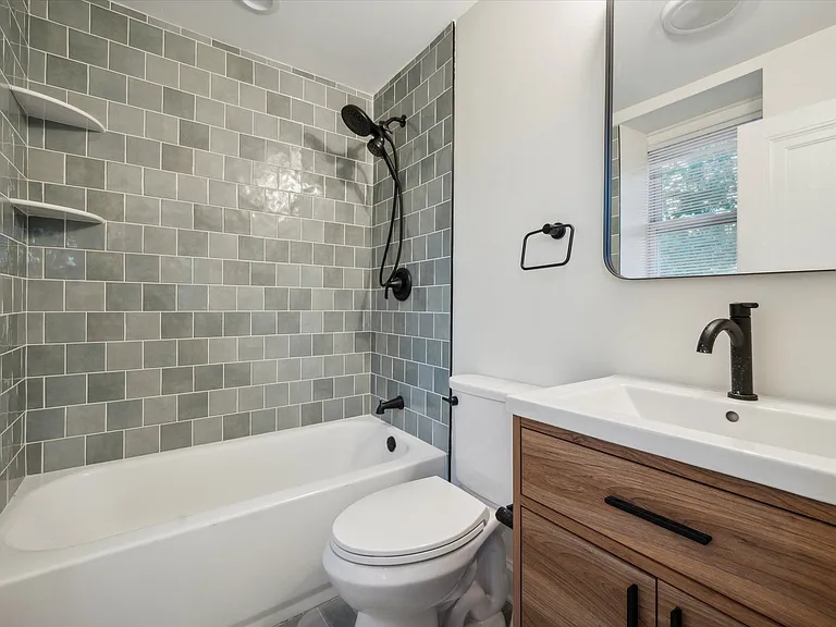5400 Woodcrest Ave — Photo 19