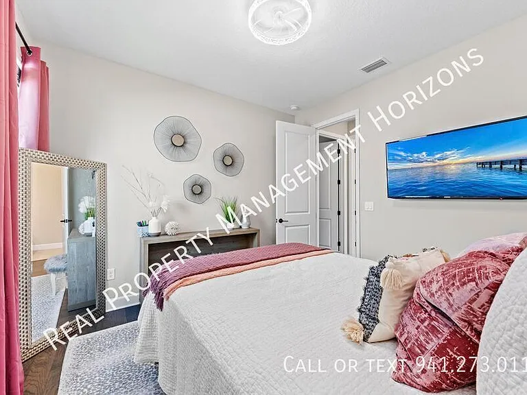 4430 Pond Brook Ct — Photo 43