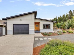 2 Longbow Ct, White Salmon, WA 98672